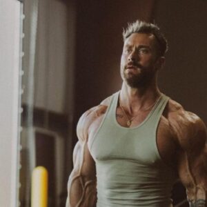 “Everything Changed for Me…”: As Mr. Olympia Draws Close, Chris Bumstead Takes On Challenges With a New Champion Mindset