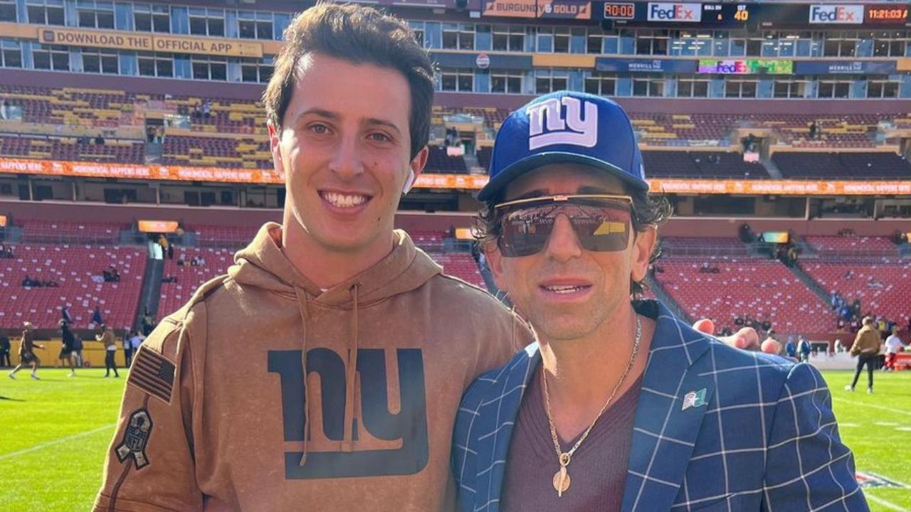 Fans Draw Resemblance Between Tommy DeVito’s Agent’s New Look and a Batman Villain