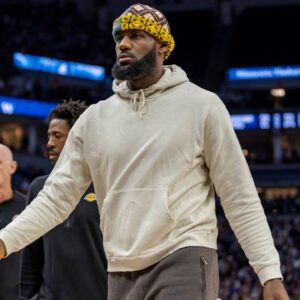 “King Wants to Get to HOF So Bad”: LeBron James’ Latest Tweet Draws Mixed Bag Reactions From NBA Twitter