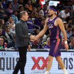 “Time To Take Over”: Frank Vogel Describes Conversation With Devin Booker Ahead of 4th Quarter Against Wizards