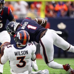 "NFL is Going to Turn Into Flag Football": Jimmie Ward Didn't Hold Back While Addressing His Hit Against Russell Wilson That Caused a Penalty