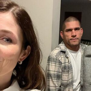Alex Pereira Girlfriend: Days After Break-Up With Merle UFC Star Sparks Dating Rumors by Posting New Girl on Instagram