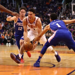 "Devin Booker Said To TJ": JJ Redick Hilariously Roasts Former Teammate For Shying Away From Taking Open Threes