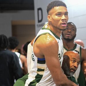 Is Giannis Antetokounmpo Playing Tonight vs Pistons? Bucks Issue Injury Report for 2x MVP After 64-Point Night