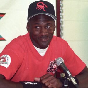 "I Could Get You Fired": Young Michael Jordan's Entourage Knew Not to Embarrass Bulls Superstar Despite the Neverending Banter