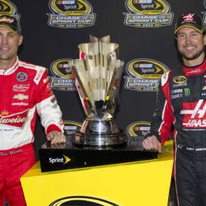 NASCAR Legends Kurt Busch and Kevin Harvick Honored in New Hall of Fame Exhibits