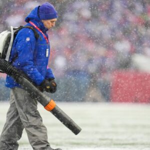 Buffalo Bills are Giving $20 an Hour, Free Food to Snow Shovelers Amidst Hostile Weather, But Fans Want Something Else in Return
