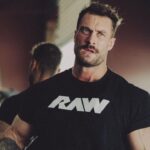 “It’s a Lifestyle”: Chris Bumstead Unveils Behind-the-Scenes of Being a Bodybuilder Dad