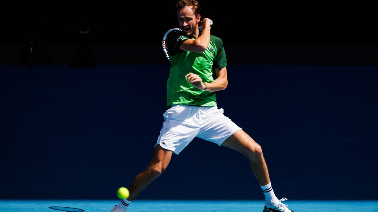 Serena Williams' Ex-Coach Comes up With Ultimate Tribute for Daniil Medvedev After Win Over Jannik Sinner