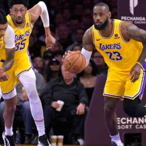 Amidst Trade Rumors, D'Angelo Russell Expresses Disbelief Over Having Thrown A Bounce Pass Lob To LeBron James