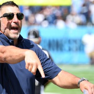 [WATCH] Coach Mike Vrabel's Old Video That Perfectly Encapsulates His Unique Style Amidst Search for New Team: "Don't Call Me Sir"