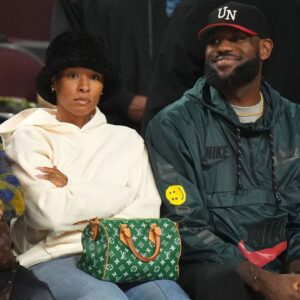 LeBron James Proposed to Wife Savannah James After She Agreed to Move to Miami Only Under Two Conditions: "Boys to be Near Their Grandparents"