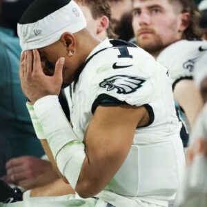 Jalen Hurts Press Conference: Hopeful Eagles QB Says "The Sun Will Rise Tomorrow" After Horrible Game Against Bucs