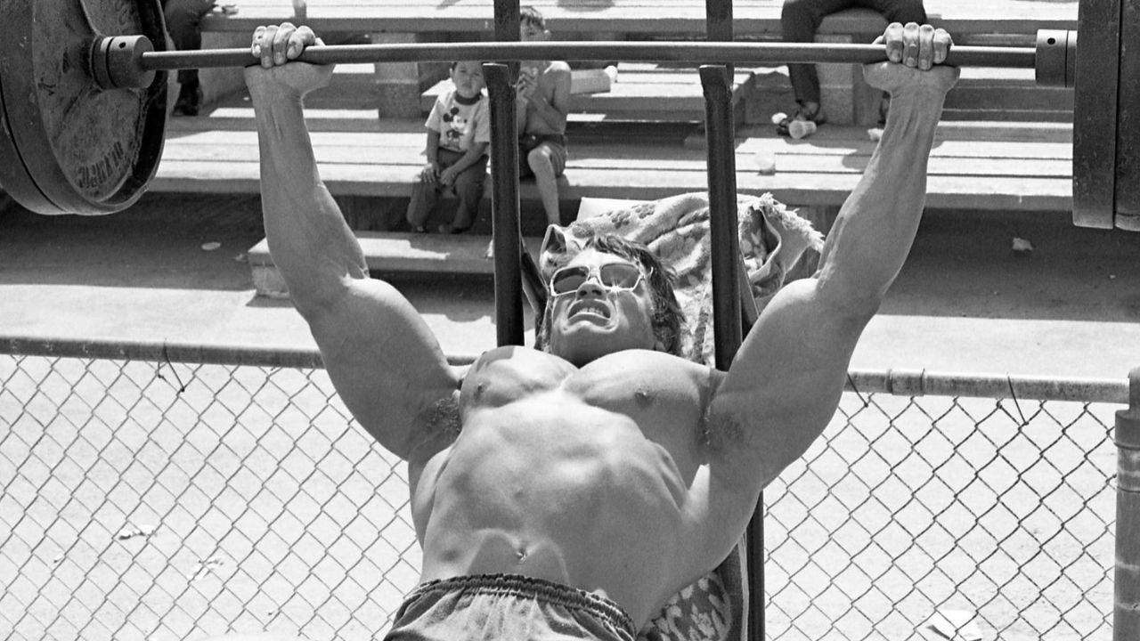 Arnold Schwarzenegger Reveals the Best Way to Define Washboard Abs With a Special Exercise