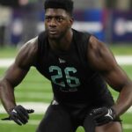 6 Years After Getting Florida LB Jeremiah Moon's Cleats, Young Fan Grows Up to Become a US Marine and Fly Over Hero's Game