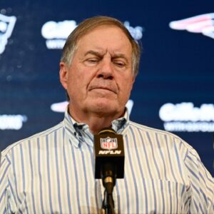 “Really Putting the Boot to His A** On the Way Out”: Fans Side With Bill Belichick as “Hit Pieces” Keep On Coming for 6x Super Bowl Winning Head Coach