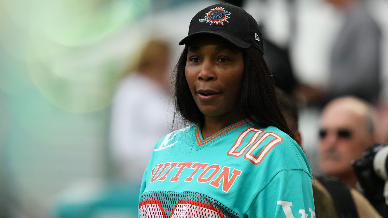 Venus Williams Distracts Fans From Australian Open by Pulling off Librarian Look For Louis Vuitton in Paris Fashion Week Alongside Bradley Cooper, Pharrell Williams and Carey Mulligan