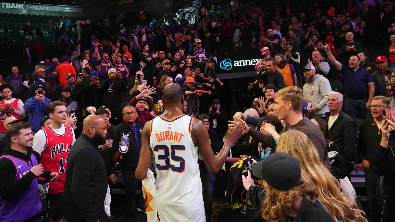 "Nobody knows You bro": Kevin Durant Brutally Shuts Down a Fan for Questioning His GOAT Claim with Michael Jordan Anecdote