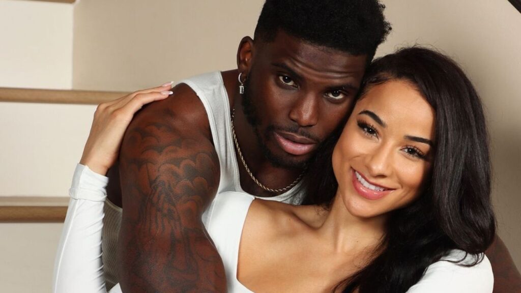 Tyreek Hill Announces Another Baby in Gender Reveal, Wife Keeta Vaccaro Rejects His Name Suggestion