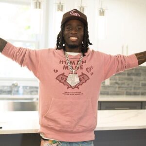 Kai Cenat cried on stream after losing his pet goldfish