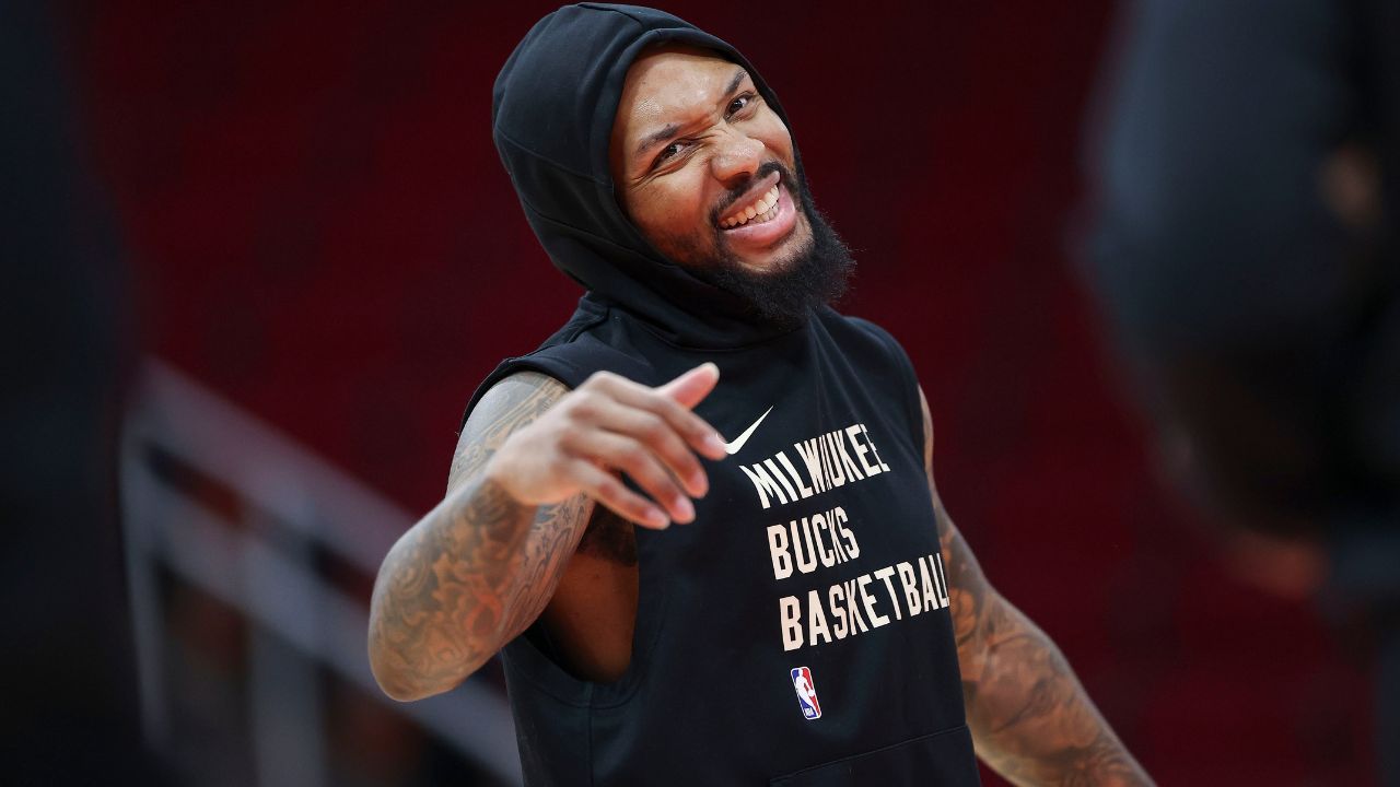 “I Demand a Public Apology”: Damian Lillard Calls Out Team Lillard’s Director Over Incorrect Recovery Posture