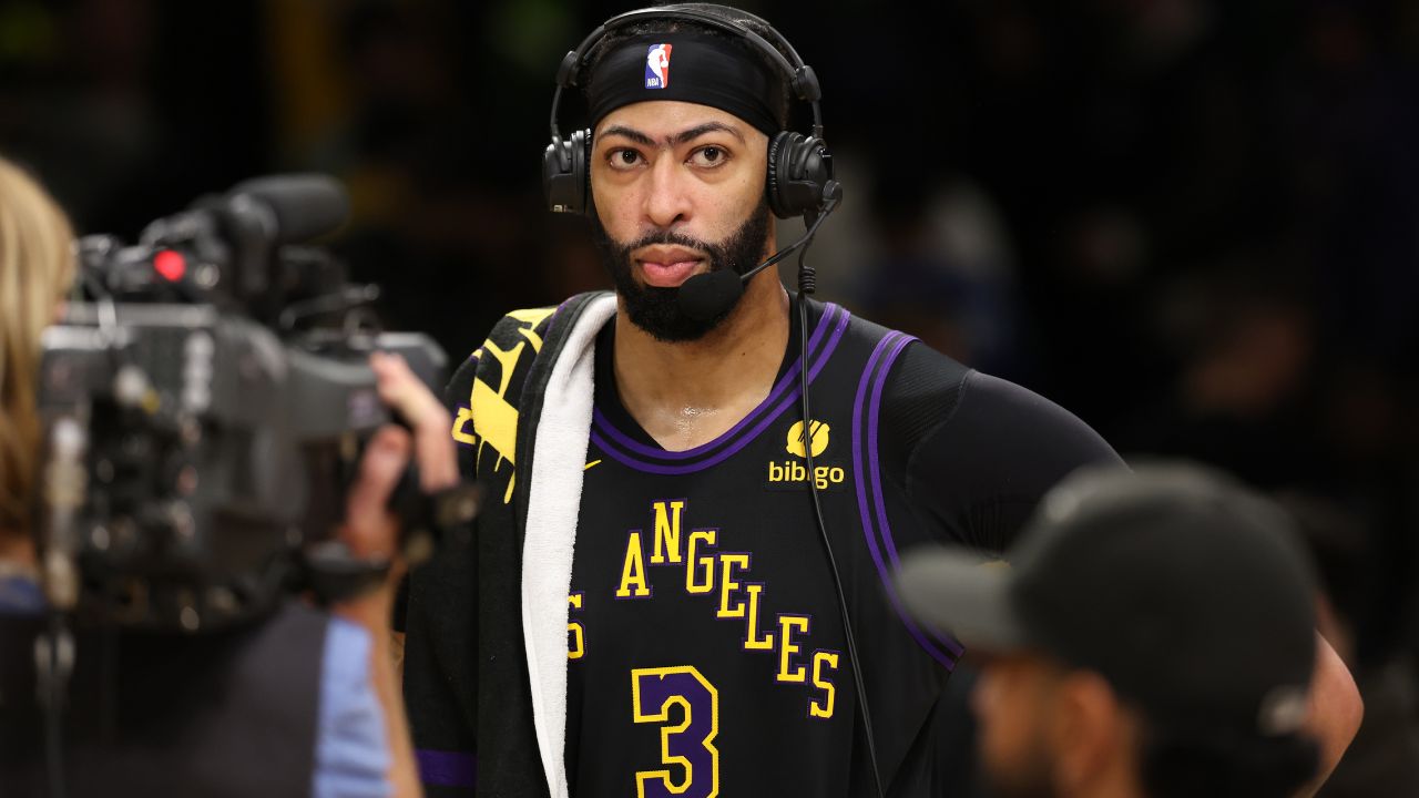 "He's Been a Top 5 Player": Skip Bayless Credits Lil Wayne For Anthony Davis' Recent Excellence Alongside LeBron James
