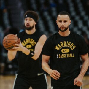 “That’s Old and Out of Context”: Fan Calls Out Viral Twitter Post of Klay Thompson ‘Ignoring’ Stephen Curry