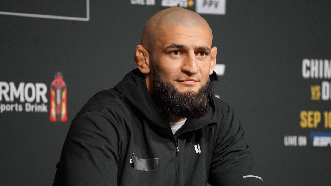 “Took It Like Champ”: Fan Stands Tall After Khamzat Chimaev’s Body Punch, Leaves the Internet in Awe