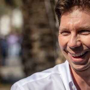 How Williams Boss James Vowles Surprised His Partner by Flying a Helicopter to London