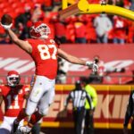 Can Travis Kelce Dunk?