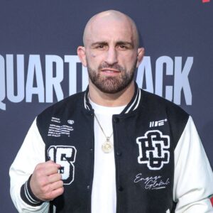 UFC Pound-for-Pound Rankings: Will Alexander Volkanovski Drop Down After His Second Straight UFC Loss? The Georgian put out another show of his awesome in-octagon prowess at UFC 298. He might have lost the first round of his fight with the former UFC champ-champ, Henry Cejudo. But the insane amount of pressure he put from the second round onwards earned him a unanimous decision victory against 'Triple C'. In his interview with 'The Schmo', Mendez revealed that he has been watching Merab delivering superb performances for a long time. After 'The Schmo's' question about Umar's toughest challenger at bantamweight, Mendez said: "For me, Umar’s toughest challenge has been Merab. It’s been Merab from when I remember watching him. I said, ‘that’s gonna be the toughest challenger’ and he still is." But Umar currently holds the #13 rank in the UFC's bantamweight division. Hence, even if he manages to continue winning, it will still take him quite some time to reach a position where Dana White and Co. can offer him 'The Machine' as a rival. But it's also pertinent to note that Mendez didn't see a threat in either the current UFC bantamweight champ, Sean O'Malley, or the upcoming title challenger, Marlon 'Chito' Vera. The current situation indicates that Umar might meet his toughest UFC bantamweight challenger in a title fight as well. Will Merab Dvalishvili and Umar Nurmagomedov fight for the UFC bantamweight gold in the future? Mendez may have adjudged Dvalishvili to be his disciple, Umar's biggest threat at bantamweight. But it doesn't mean that he is anywhere afraid of making Umar fight 'The Machine'. His words later in the interview revealed that wanted Umar to take on this challenge even though it was a tough one. But Umar will probably have to climb up several ranks for this fight to happen. On the other hand, 'The Machine' will probably be the next UFC bantamweight title challenger after the Sean O'Malley vs. Marlon 'Chito' Vera encounter, scheduled for UFC 299. The Georgian's awesome in-octagon prowess also implies that he packs enough to bag the UFC bantamweight gold. Now, if Umar keeps chasing Dvalishvili, fate can make him meet his biggest threat inside the octagon, with the UFC bantamweight title on the line as well. But it won't be wrong to say that fans will have to wait for a long time to witness this fight, if at all.