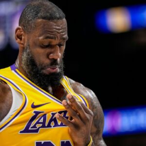 LeBron James Tweet: 3x All-Star ‘Breaks Down’ Lakers Star Cryptic Social Media Post