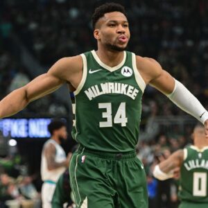 Giannis Antetokounmpo’s ‘Loving’ Surprise for Then-Girlfriend Mariah Riddlesprigger Led to a Bucks Intern’s ‘Most Nerve-Racking’ Assignment