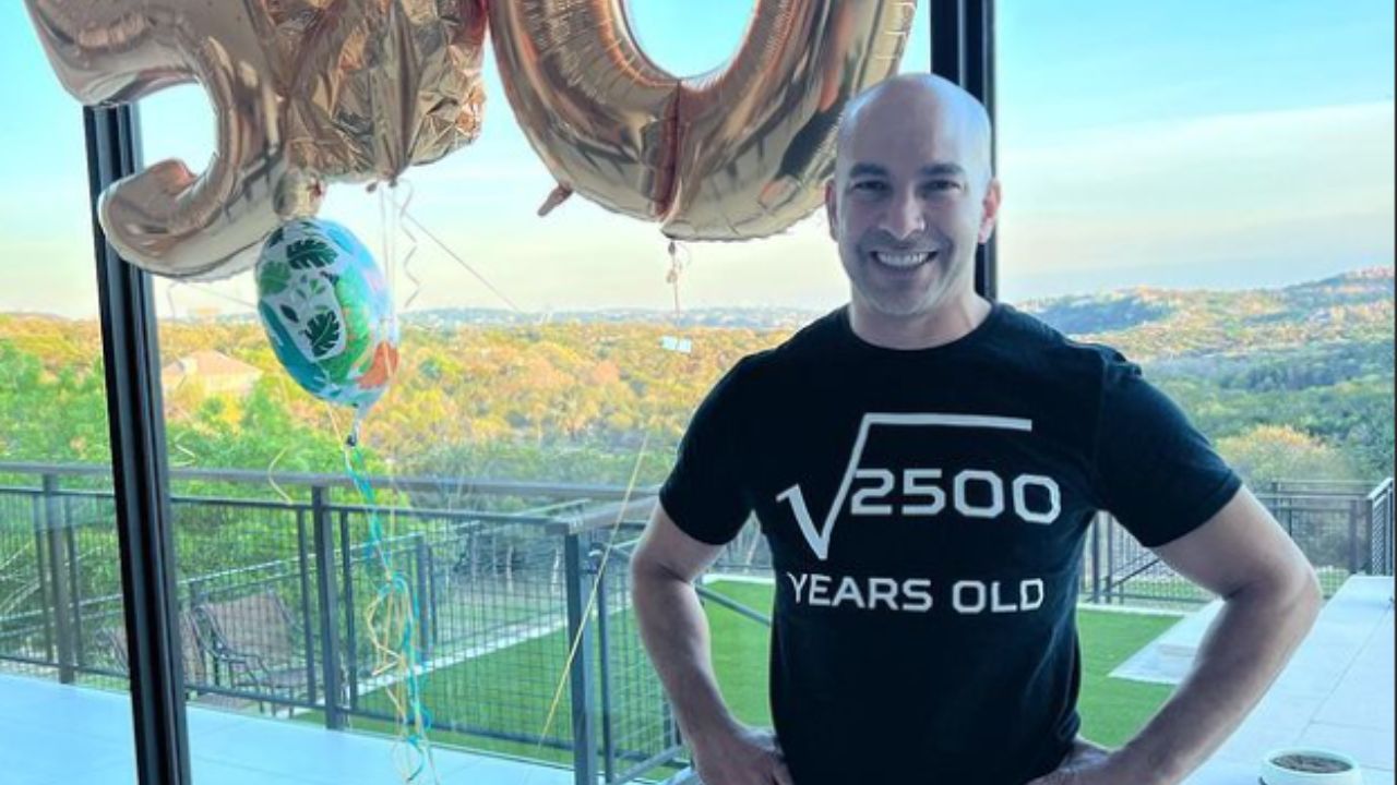 Dr. Peter Attia Gives His Honest Take on Sugar Substitutes