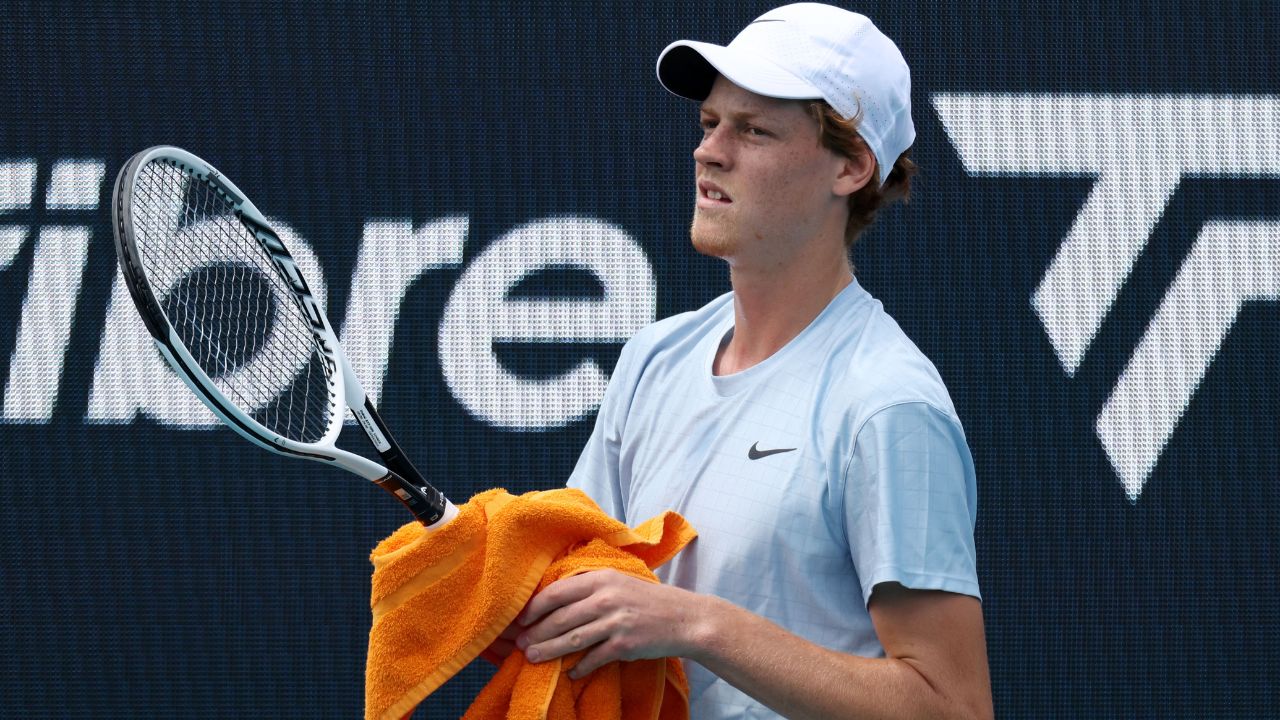 "I Know Gucci Does Not Support This Message!" - Jannik Sinner Trolled by Fans After Comment on Alfa Romeo Car