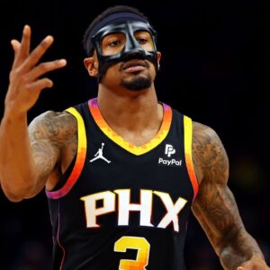 Bradley Beal Injury Update: Suns HC Frank Vogel Delivers Update After Star Exit Game Against Kings