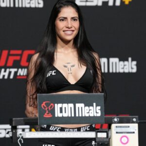 Polyana Viana Boyfriend: Is 'Dama de Ferro' Dating Alex Pereira After Reportedly Being Linked to Colby Covington?