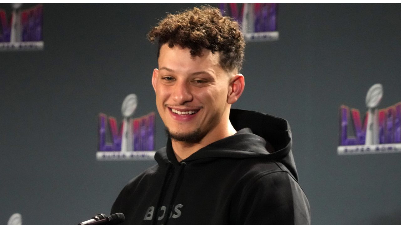 Patrick Mahomes Discusses Ravens Prep, Xavier Worthy’s Top Skill & Getting Juju Smith-Schuster Back