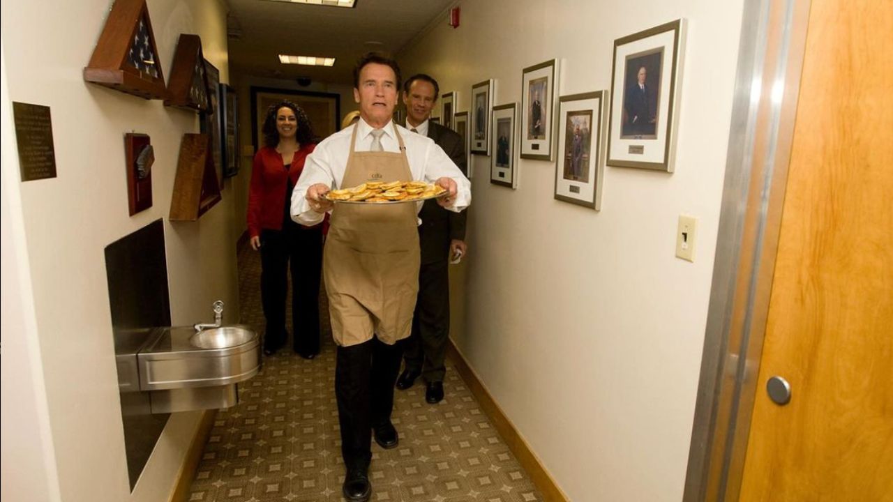 The Science of Intermittent Fasting – Arnold Schwarzenegger and His Team Dive Deeper Into the Nuances of the Practice