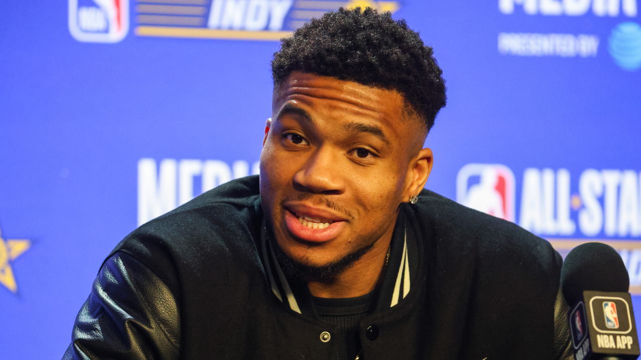 "€22800 And I'm Like 'Holy F**k'": Giannis Antetokounmpo Couldn't Fathom How Much Was Spent On His Plane Tickets