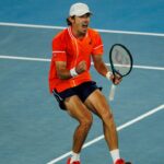 Does Alex de Minaur have a tattoo?