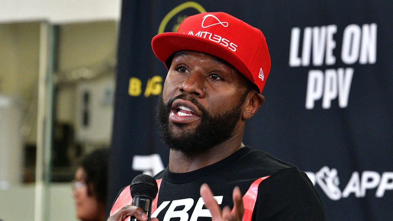 Floyd Mayweather Brags About $1.13 Million Spending on Lavish Super Bowl Party for 34 Guests