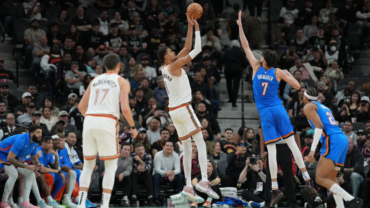 "Chet Holmgren's Not A Real Rookie": Ralph Sampson Wants Victor Wembanyama And Coach Popovich To 'Fight Against That'