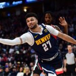 However, fans won't have to worry as, per sources, Murray showed up during the practice session on Tuesday and will be available for the next matchup in the Mile High City.