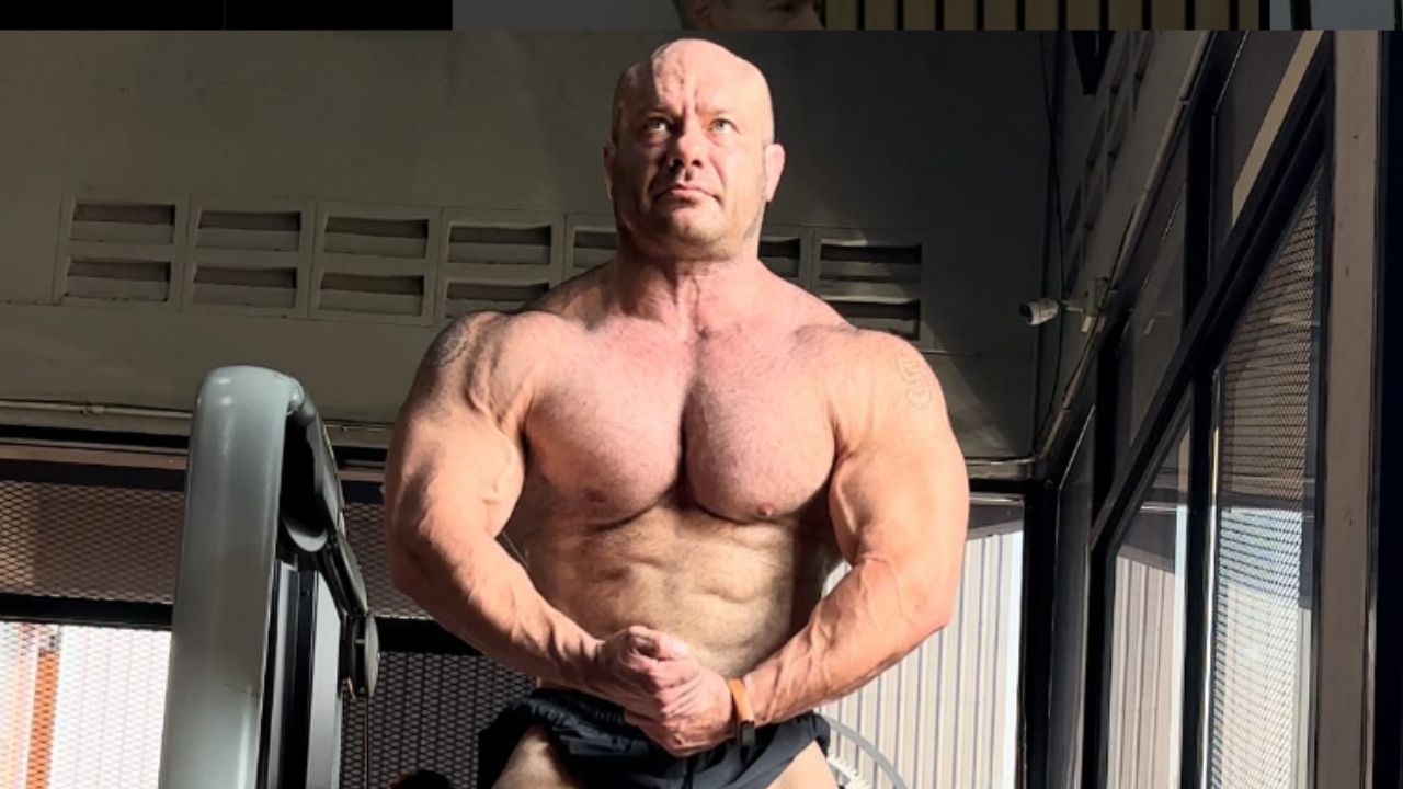 Dr. Mike Israetel Sits Down to Find Out the Ideal Rep Range for Hypertrophy