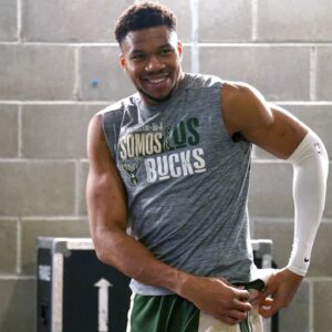 "Anything Is Possible!": Giannis Antetokounmpo Hilariously Emulates Kevin Garnett While Draining 3s At Bucks Practice