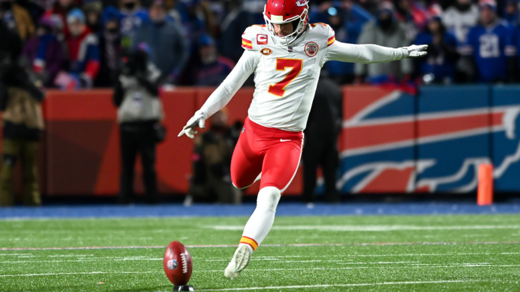 NFL Hybrid Kickoff: League Owners to Consider Major Kickoff Change