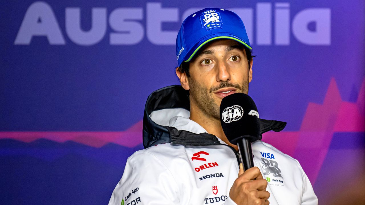 Daniel Ricciardo Is Full Of Doubt After Another Bad Day at the Office