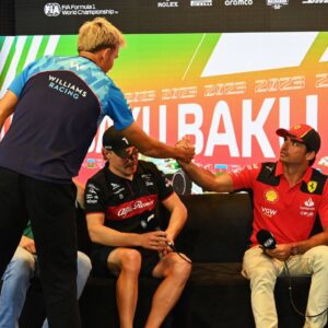 Well-Experienced Alex Albon Lends a Helping Hand to Carlos Sainz in Painful Hour of Need