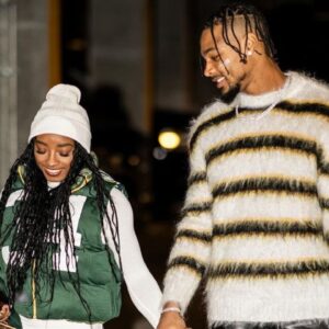 Simone Biles Prepares for Gold Over America Tour With an Adorable Message for Jonathan Owens